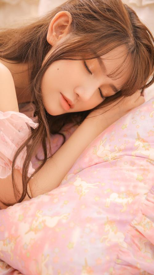 叶舒华大幅度舞蹈动作视频